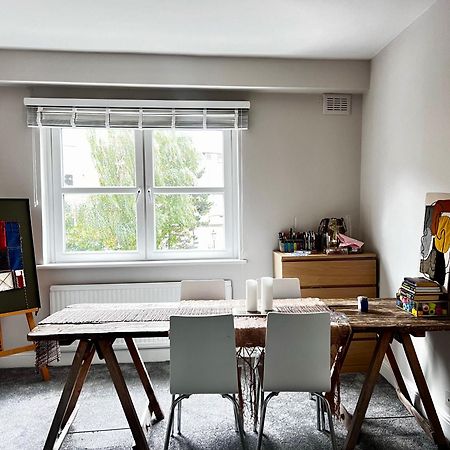 Bright And Modern Flat Near Portobello Road And The Canal ลอนดอน ภายนอก รูปภาพ