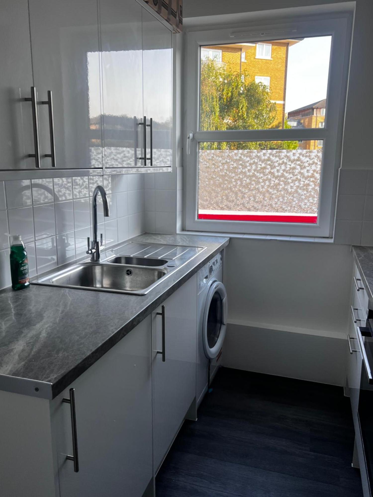 Bright And Modern Flat Near Portobello Road And The Canal ลอนดอน ภายนอก รูปภาพ