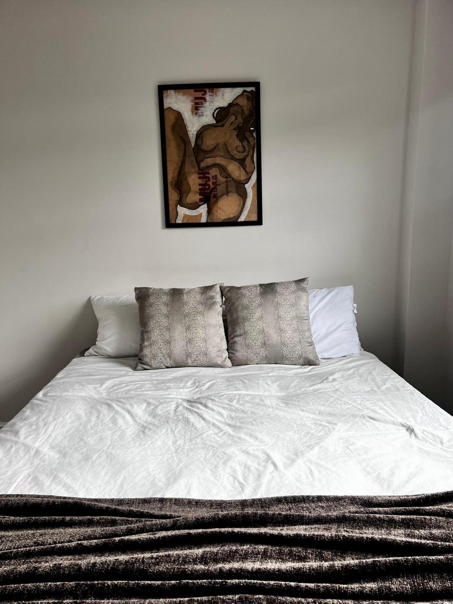 Bright And Modern Flat Near Portobello Road And The Canal ลอนดอน ภายนอก รูปภาพ